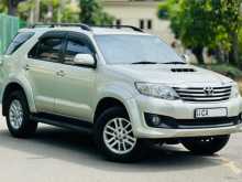Toyota FORTUNER 3L 2013 SUV