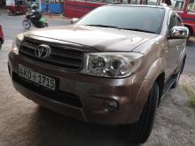 Toyota Fortuner 2011 SUV