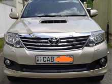 Toyota Fortuner 2014 SUV