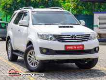 https://riyasewana.com/uploads/toyota-fortuner-7100837312.jpg