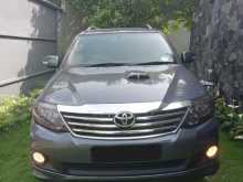 Toyota Fortuner 2014 SUV