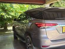 https://riyasewana.com/uploads/toyota-fortuner-diesal-81352554232.jpg