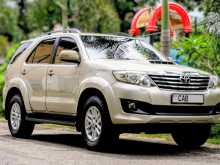 Toyota Fortuner 2013 SUV