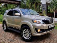 Toyota Fortuner 4wd 2013 SUV