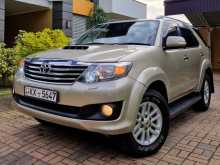 Toyota Fortuner 4wd 2013 SUV