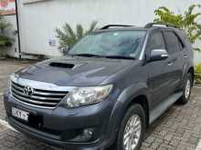 Toyota Fortuner 2014 SUV
