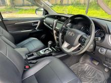 https://riyasewana.com/uploads/toyota-fortuner-g-178075517435.jpg