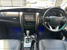 https://riyasewana.com/uploads/toyota-fortuner-jeep-30170424573.jpg
