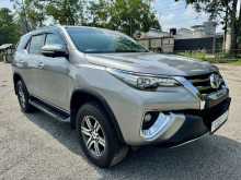 https://riyasewana.com/uploads/toyota-fortuner-new-2016-88432412711.jpg