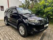 Toyota Fortuner V Grade 2014 SUV