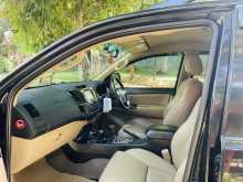 https://riyasewana.com/uploads/toyota-fortuner-v-279072822663.jpg