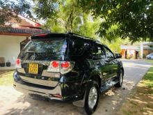 https://riyasewana.com/uploads/toyota-fortuner-v-29420624432.jpg