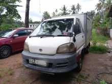 https://riyasewana.com/uploads/toyota-freezer-truck-2002-148350612832.jpg