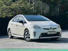 Toyota Prius G Grade 2013 Car