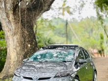 Toyota Prius S Touring 2011 Car