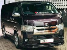 Toyota GDH 2017 Van