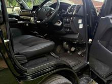 https://riyasewana.com/uploads/toyota-gdh-dark-1511034524321.jpg