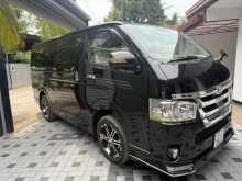 https://riyasewana.com/uploads/toyota-gdh-dark-59080922572.jpg