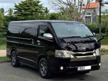 Toyota GDH DARK PRIME 2018 Van