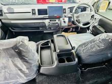 https://riyasewana.com/uploads/toyota-gdh-gl-718145124075.jpg
