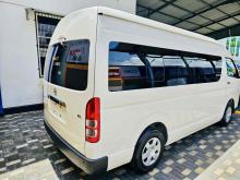 https://riyasewana.com/uploads/toyota-gdh-gl-718145124844.jpg