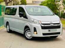 Toyota GDH HIACE 301R FLATROOF 2026 Van
