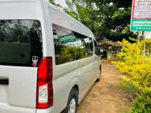 Toyota GDH High Roof 2025 Van