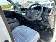 https://riyasewana.com/uploads/toyota-gdh-kdh-2024-1811443112374.jpg