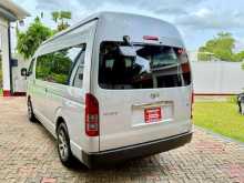 https://riyasewana.com/uploads/toyota-gdh223b-japan-171015554573.jpg