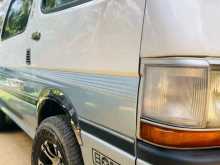 https://riyasewana.com/uploads/toyota-gl-1992-1722391212843.jpg