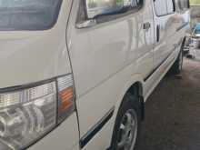 Toyota Golden Dragon 2005 Van