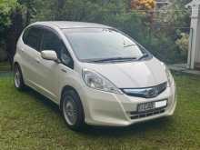 Toyota Fit Gp1 Premium 2013 Car