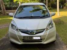 https://riyasewana.com/uploads/toyota-gp1-primium-2013-127255012113.jpg