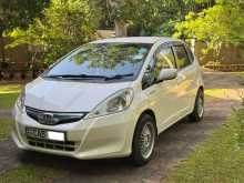 Toyota Fit Gp1 Premium 2013 Car
