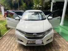 https://riyasewana.com/uploads/toyota-grace-6726266606.jpg