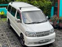 Toyota Grand Hiace 2007 Van