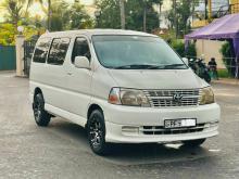 Toyota Grand Hiace 2007 Van