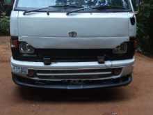 Toyota Hiace 1984 Van