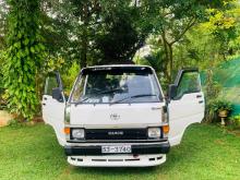 Toyota Hiace Shell 1988 Van