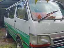 Toyota Hiace 1990 Van
