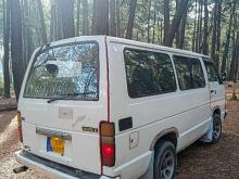 https://riyasewana.com/uploads/toyota-haice-261158416774.jpg