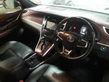 https://riyasewana.com/uploads/toyota-hariar-2015-518135112014.jpg