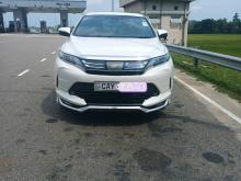 Toyota Harrier 2017 SUV