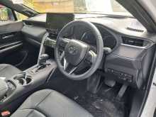 https://riyasewana.com/uploads/toyota-harrier-13957414033.jpg