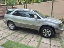 Toyota Harrier 2000 SUV