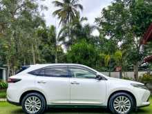 https://riyasewana.com/uploads/toyota-harrier-2017-2623113012064.jpg