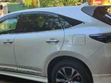 https://riyasewana.com/uploads/toyota-harrier-2175054365.jpg