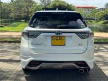 https://riyasewana.com/uploads/toyota-harrier-3105824914.jpg