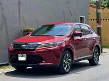Toyota Harrier 2019 SUV