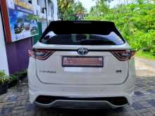 https://riyasewana.com/uploads/toyota-harrier-advanced-271300094153.jpg